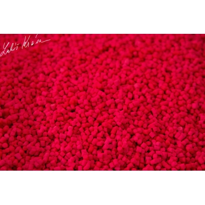 Lk baits pelety fluoro wild strawberry-1 kg 4 mm